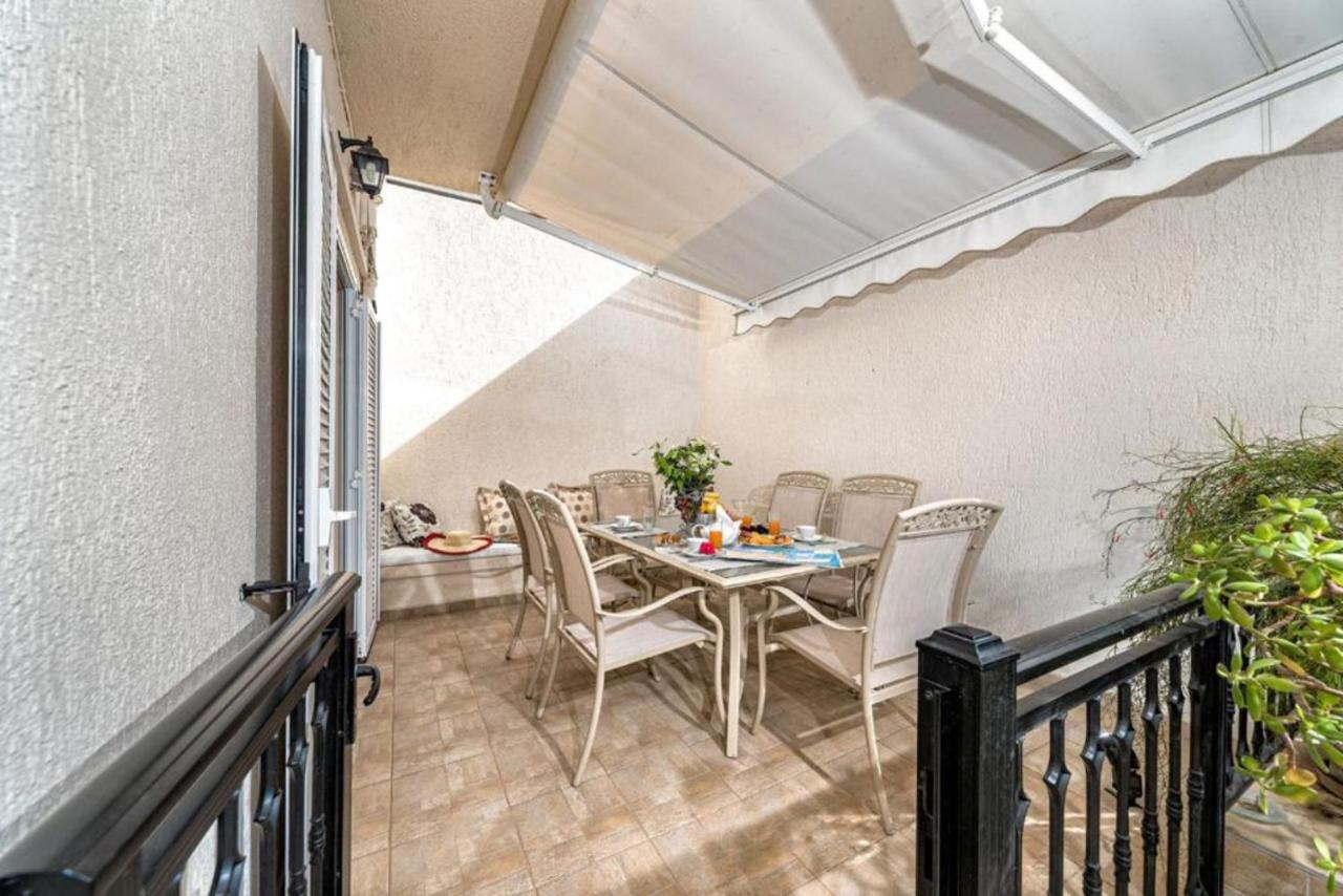 Ioannas Luxury Apartment In Istron Kalo Chorio  Екстериор снимка